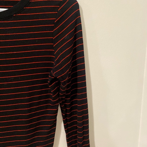 Zara long sleeve shirt. Black and red stripped size medium - Picture 2 of 3